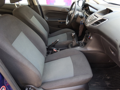 Ford Fiesta 2015 1.25 16V 80103km ABS klimatyzacja manualna