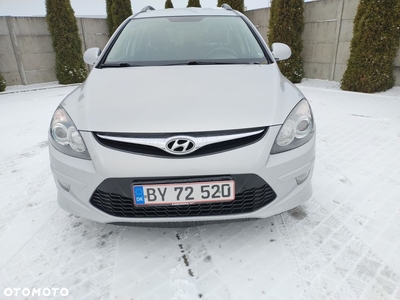 Hyundai I30 i30cw 1.6 CRDi blue Comfort