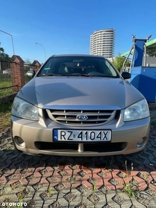 Kia Cerato 1.6 Comfort +