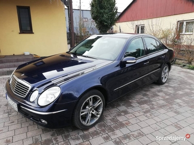 Mercedes E klasa w211,2,2 cdi ,sedan,manual,2004r