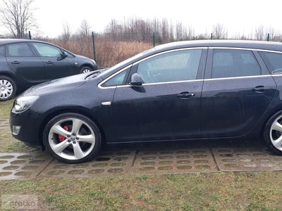 Opel Astra J Klimatronik, kamera cofania