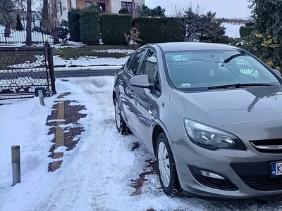 Opel Astra J Salon Poska 1,4 140 ps BEZWYPADKOWY Fabryczne LPG