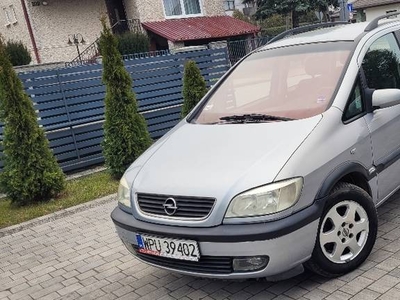 Opel Zafira 1.8 benzyna HAK 7 osobowy Zadbany!