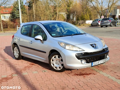 Peugeot 207 1.4 HDi Presence