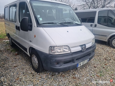 Peugeot Boxer 2.8 D / 9-Osobowy / Klima/ ładny