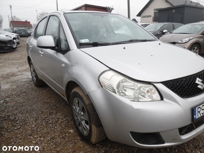 Suzuki SX4 1.6 GLX / Comfort