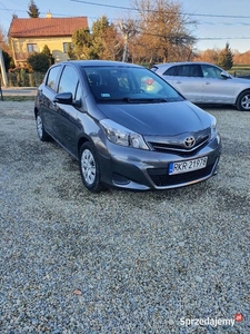 Tooyota yaris III 1.0 bezyna salon polska