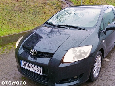 Toyota Auris 1.6 VVT-i Sol