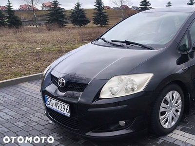 Toyota Auris 1.6 VVT-i Sol