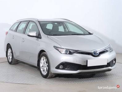 Toyota Auris Hybrid