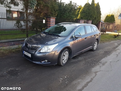 Toyota Avensis 2.0 D-4D Luna