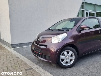 Toyota iQ 1.0