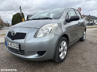 Toyota Yaris 1.3 VVT-i Cool