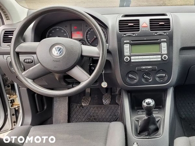 Volkswagen Golf V 1.6 FSI Trendline