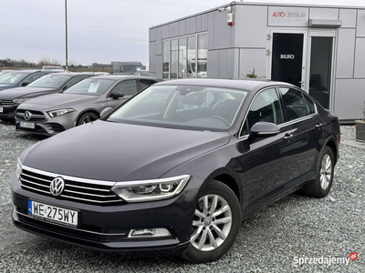 Volkswagen Passat 2.0 TDI 150KM EVO Comfortline, Navi, ACC,…