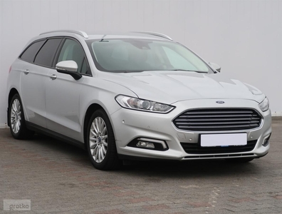 Ford Mondeo VIII , Salon Polska, Serwis ASO, Klimatronic, Parktronic