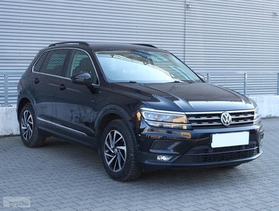 Volkswagen Tiguan , Salon Polska, 1. Właściciel, Serwis ASO, DSG, Navi,