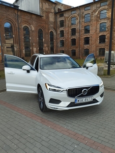 Volvo XC60 II T6 AWD automat 310 koni 4x4 Panorama Felga Lampy Full LED!!20!!