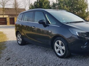 Opel Zafira Tourer 2.0 max wyposażona