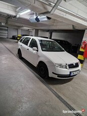 Skoda Fabia 1.4 16 100km Klima sprawna gaz nowy przegląd i OC zapłacone