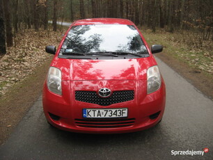 Toyota yaris -rezerwacja