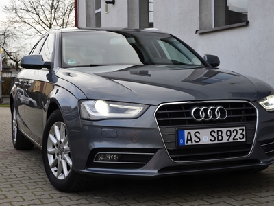 Audi A4 B8 Avant Facelifting 1.8 TFSI 170KM 2012