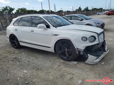 Bentley Bentayga 2021