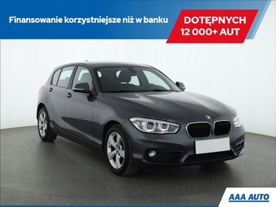 BMW Seria 1 F20-F21 Hatchback 5d Facelifting 2015 118i 136KM 2015