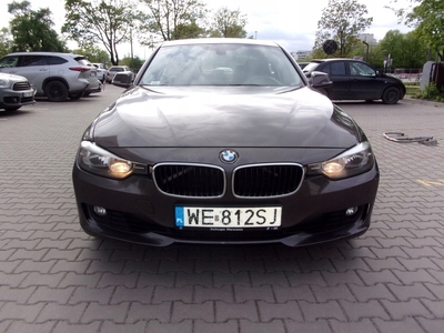 BMW Seria 3 E90-91-92-93 Touring E91 2.0 320i 170KM 2012