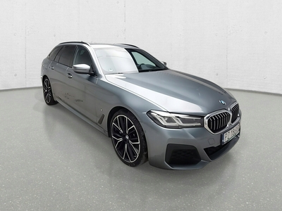 BMW Seria 5 G30-G31 2021