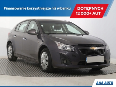 Chevrolet Cruze Hatchback 5d 1.6 16V DOHC 124KM 2012