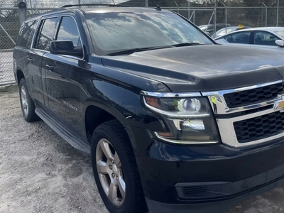 Chevrolet Suburban GMT900 2015