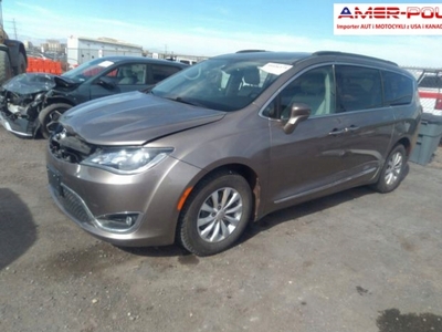 Chrysler Pacifica II 2017