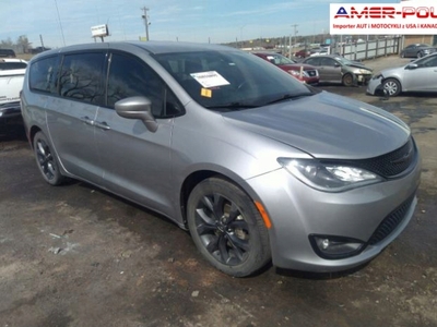 Chrysler Pacifica II 2018