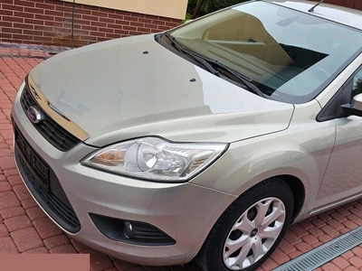 Ford Focus II Hatchback 5d 1.6 Duratec 100KM 2009