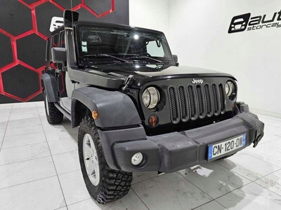 Jeep Wrangler III Unlimited Facelifting 2.8 DOHC I-4 Turbo CRD 200KM 2012