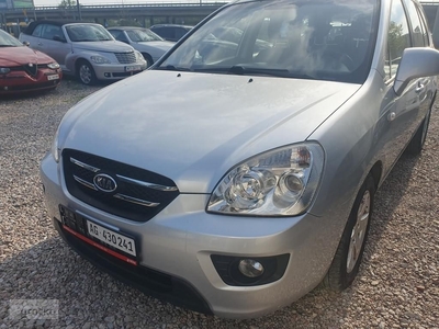 Kia Carens III 2.0 EX