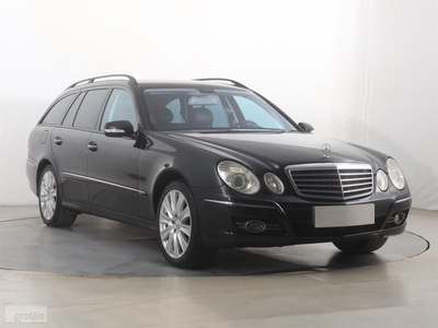 Mercedes-Benz Klasa E W211 , Automat, Navi, Xenon, Klimatronic, Tempomat, Parktronic,