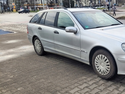 Mercedes Klasa C W203 Kombi T203 2.1 (C 220 CDI) 150KM 2005