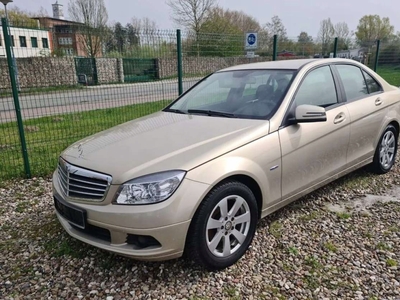 Mercedes Klasa C W204 Limuzyna 1.6 180 K BlueEFFICIENCY 156KM 2009