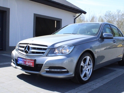 Mercedes Klasa C W204 Limuzyna 1.8 180 CGI BlueEFFICIENCY 156KM 2011