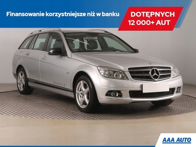 Mercedes Klasa C W204 Limuzyna 1.8 200 CGI BlueEFFICIENCY 184KM 2009