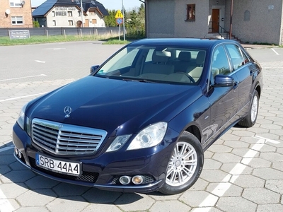 Mercedes Klasa E W211 Sedan W211 2.1 (200 CDI) 136KM 2009