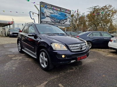 Mercedes Klasa M W164 Off-roader 3.0 V6 (320 CDI) 224KM 2008