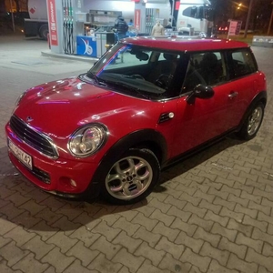 Mini One 1,6D 2013r 115tyś km ambiente ,Navi ,cimatronic ,