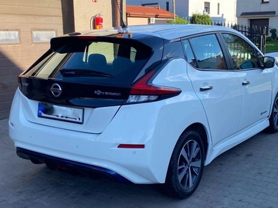Nissan Leaf II Hatchback Elektryczny 40kWh 150KM 2018