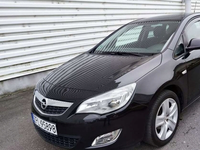 Opel Astra J Hatchback 5d 1.4 Twinport ECOTEC 100KM 2011