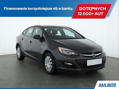 Opel Astra J Sedan 1.6 Twinport ECOTEC 115KM 2015