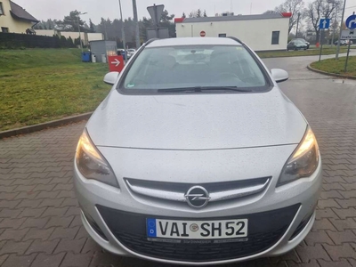 Opel Astra J Sports Tourer Facelifting 1.6 CDTI ecoFLEX 110KM 2015