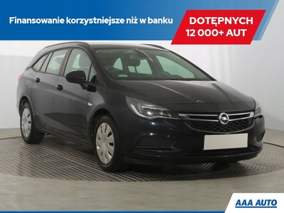 Opel Astra K Sports Tourer 1.4 Turbo 150KM 2017